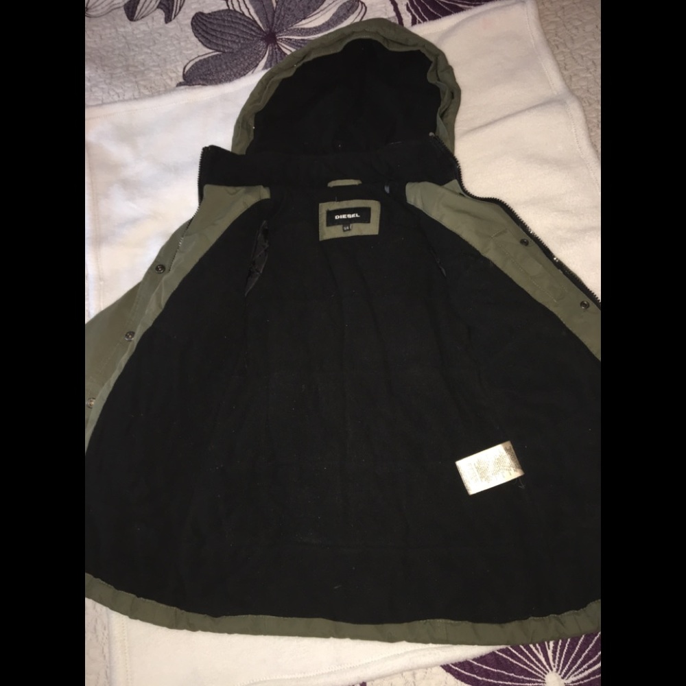 Nice warm jacket - Picture 3 of 3